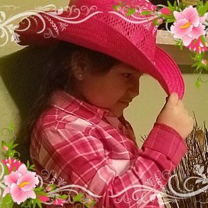 Meet your Posher, Analee